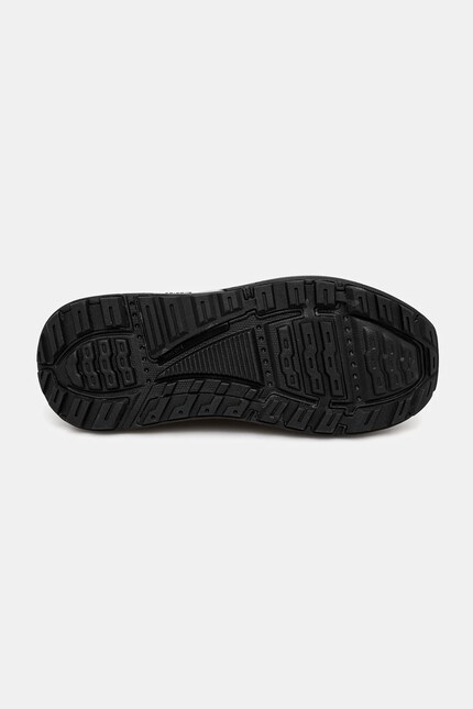 Suicoke sneakers AKK-ZIP black color OG381 at PRM US