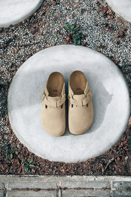 Birkenstock suede sliders Boston beige color 1030883 at PRM US
