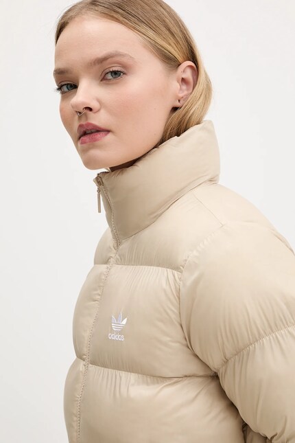 Куртка adidas Originals Short Puffer цвет бежевый зимняя JX2947