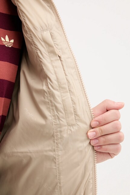 Куртка adidas Originals Short Puffer цвет бежевый зимняя JX2947