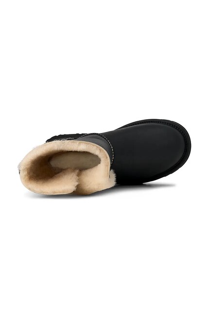 UGG leather snow boots Esmee Leather Boot black color 1172590.BLK