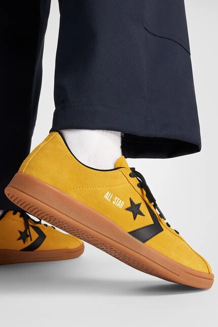Converse leather sneakers All Star Classic Trainer yellow color