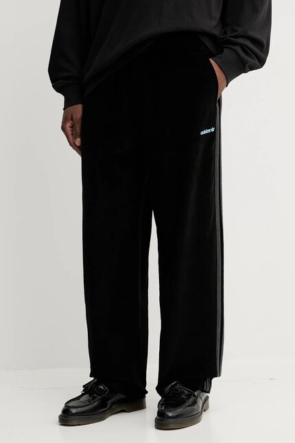 Вельветовые брюки adidas Originals Cord Pant цвет чёрный прямые