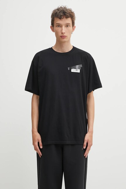 MM6 Maison Margiela cotton t-shirt black color with an application