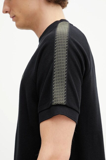 Fred Perry cotton t-shirt black color with an application M1697 at