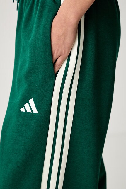 adidas брюки straight женские с хлопком Essentials зелёные high