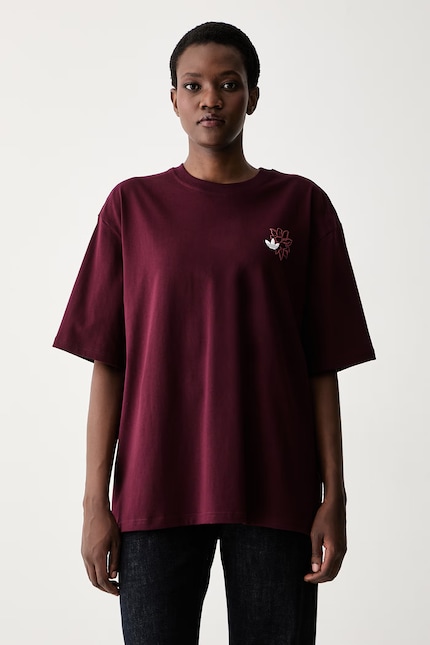 adidas Originals футболка оверсайз женская хлопковая Floral бордо