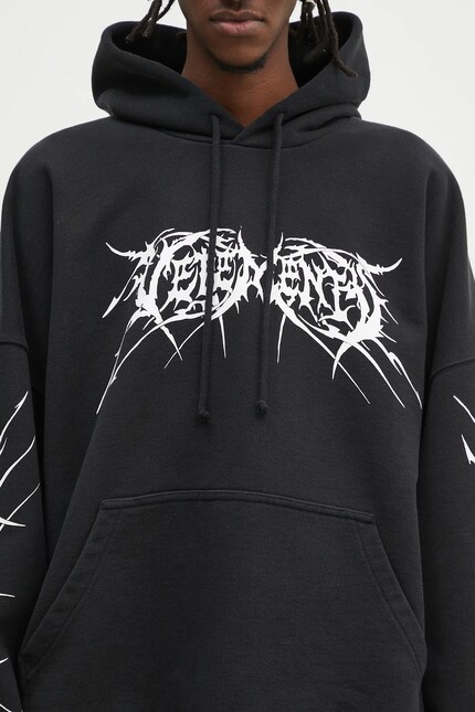 Кофта VETEMENTS Death Metal Cropped Boxy цвет чёрный с капюшоном с