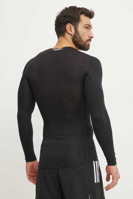 Лонгслів для тренувань adidas Performance Techfit колір чорний з
