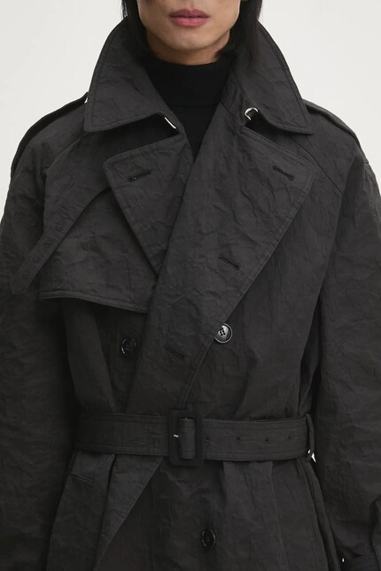 VETEMENTS trench coat Metalized Wrinkled Trenchcoat men's black