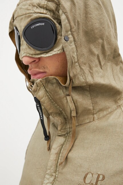 C.P. Company ベージュジャケット C.P. COMPANY MEDIUM JACKET IN DD-SHELL (PISTACHIO SHELL) | SO SHOP