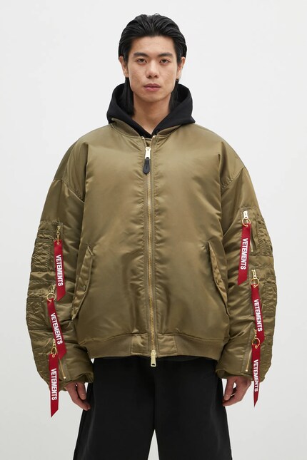 VETEMENTS reversible bomber jacket Cargo Bomber men's green color