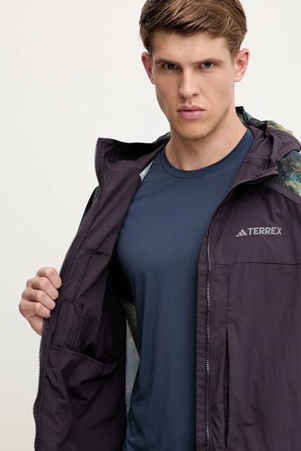 Куртка outdoor adidas TERREX x National Geographic цвет фиолетовый