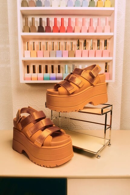 UGG sandals Goldenrise women's orange color 1167431-DCT at PRM US