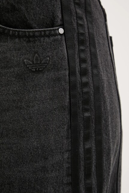 adidas Originals jeans DENIM BN PANT women's JX9213 at PRM US