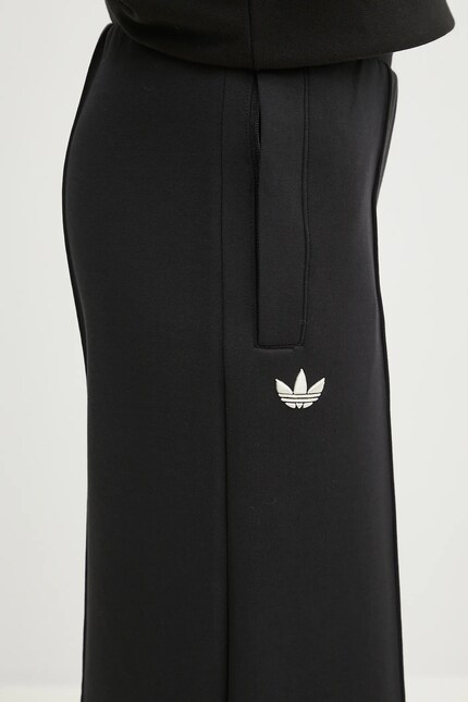 adidas Originals joggers Neuclassics black color with an