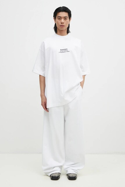 Хлопковая футболка VETEMENTS All You Need Oversized цвет белый с