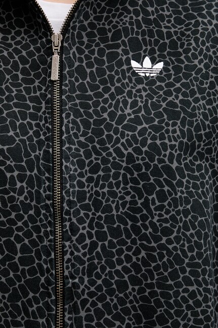 Джинсовая куртка adidas Originals цвет чёрный демисезонная