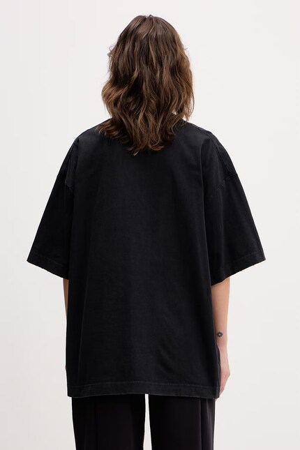 VETEMENTS cotton t-shirt Fuck Everything black color with a print