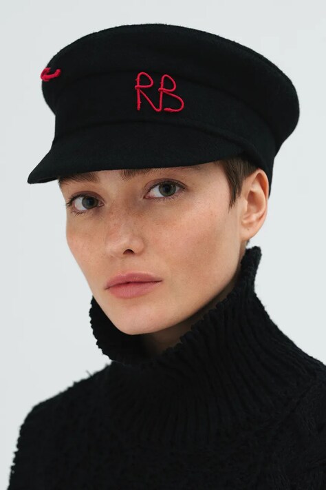 RUSLAN BAGINSKIY Kaszkiet damski wełniany Ruslan Baginskiy Safety-pin Baker Boy Cap czarny KPC033-W-WPNS-WRB