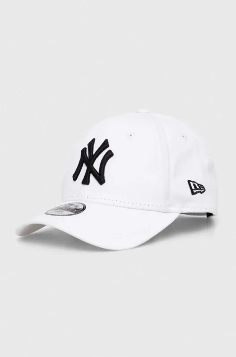 Dětská bavlněná kšiltovka New Era NEW YORK YANKEES bílá barva, s aplikací