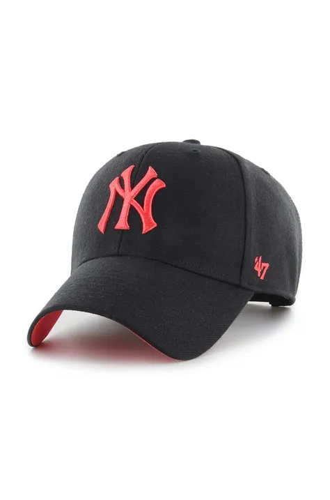 Шапка с козирка с вълна 47brand MLB New York Yankees в черно с апликация
