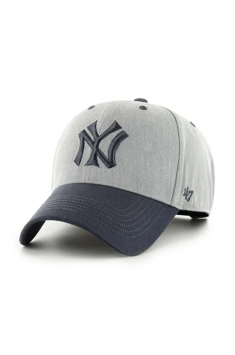 Памучна шапка с козирка 47 brand MLB New York Yankees в сиво с апликация BCPTN-MLDTT17KHP-GY10