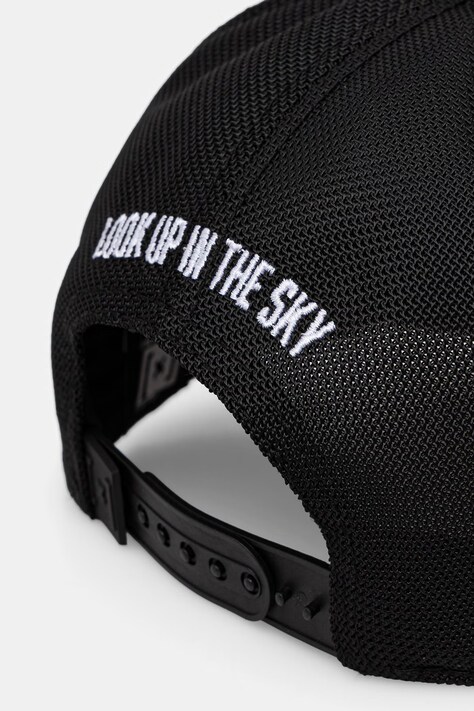 Capslab czapka z daszkiem x DC Comics czarna CL/DBZ/1/BUUBB