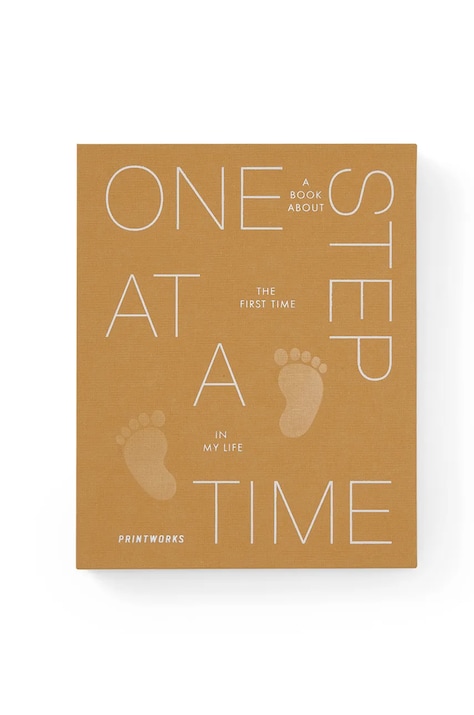 Бебешка книжка Printworks One Step at a Time