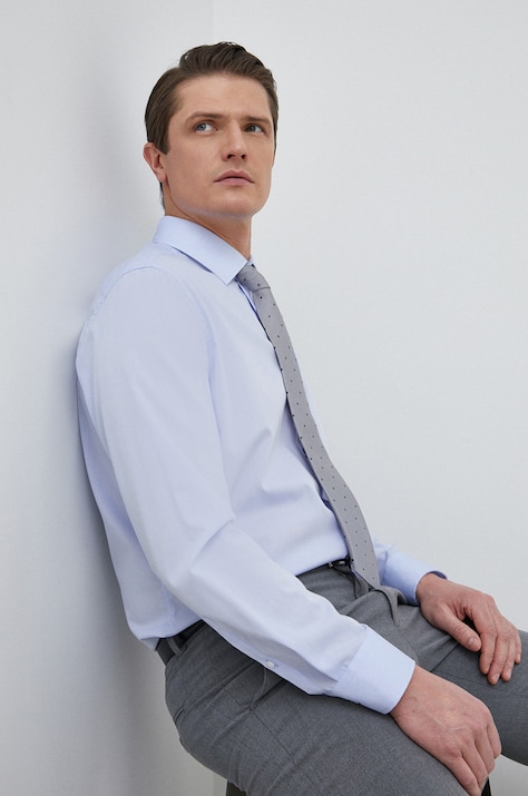 Памучна риза Seidensticker Shaped мъжка в синьо с кройка по тялото класическа яка 01.022000