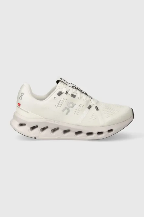 On-running sneakers white color