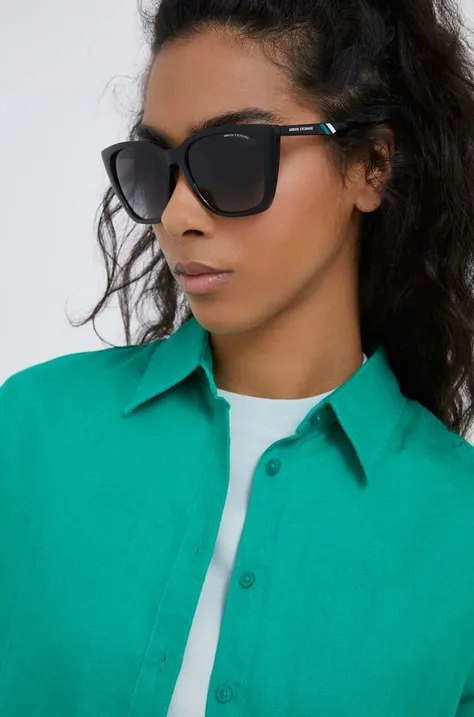 Солнцезащитные очки Armani Exchange женские цвет чёрный