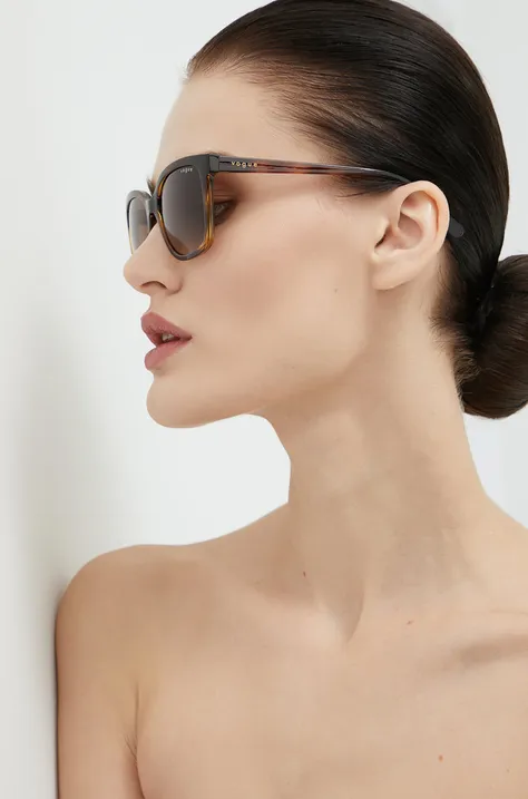 Сонцезахисні окуляри VOGUE жіночі колір коричневий