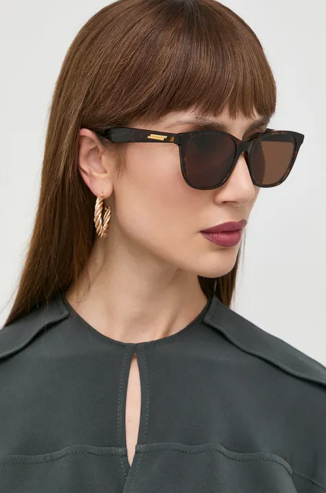 Солнцезащитные очки Bottega Veneta женские цвет коричневый