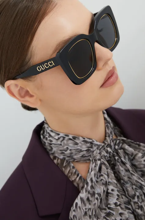 Солнцезащитные очки Gucci женские цвет чёрный