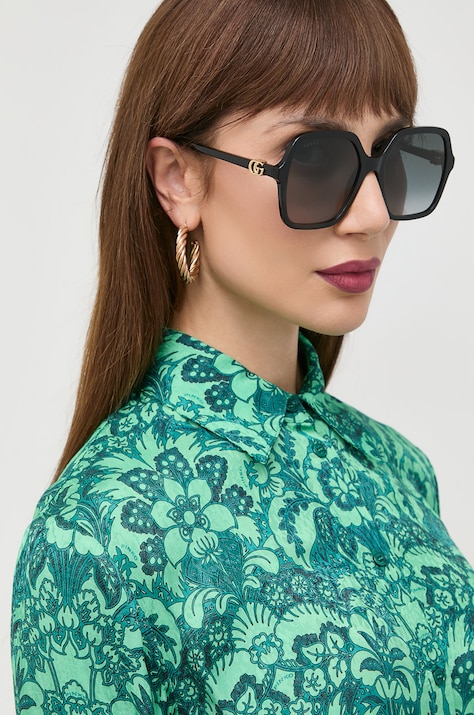 Сонцезахисні окуляри Gucci жіночі колір чорний
