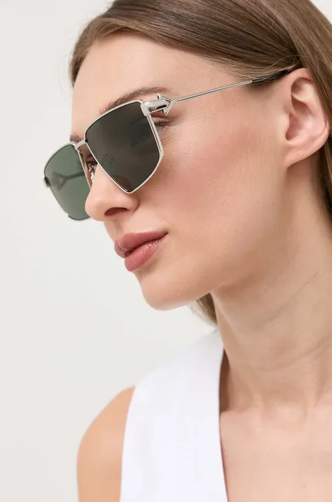 Sunčane naočale Bottega Veneta za žene, boja: srebrna