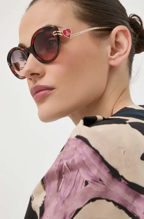 Vivienne Westwood okulary przeciwsłoneczne damskie kolor brązowy VW506031653
