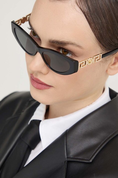 Versace okulary przeciwsłoneczne damskie kolor czarny 0VE4470B