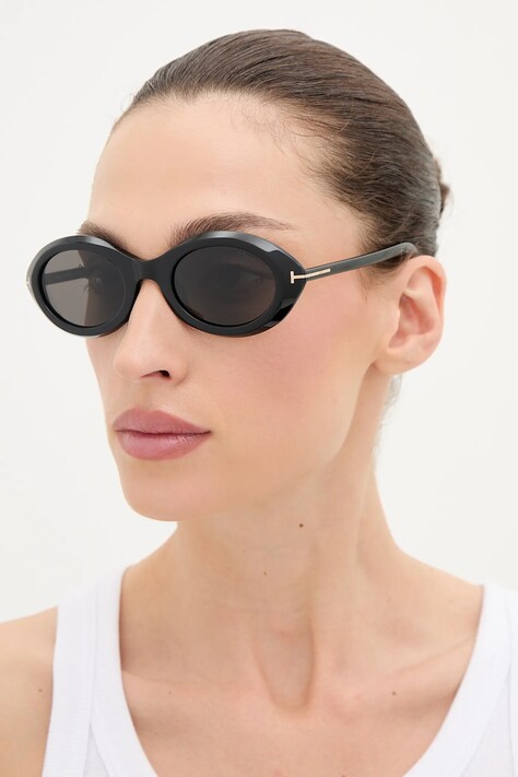 Tom Ford okulary przeciwsłoneczne Carmen damskie kolor czarny FT1186_5101A