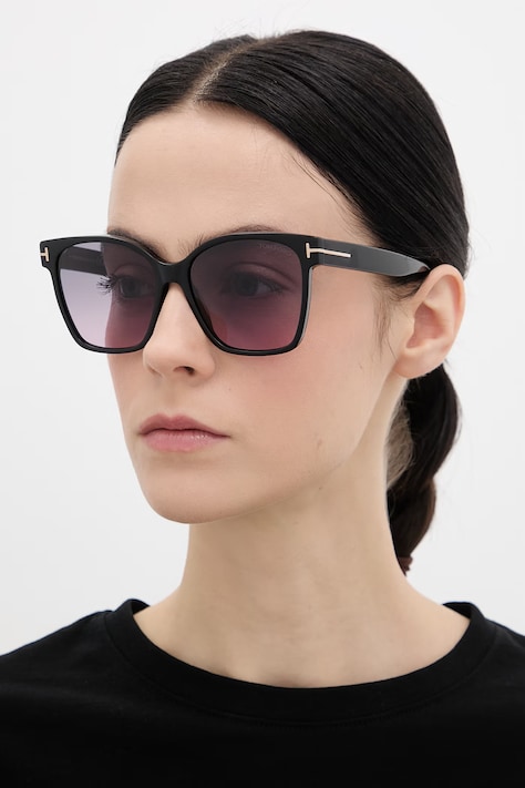 Tom Ford okulary przeciwsłoneczne damskie kolor czarny FT1312_5601B