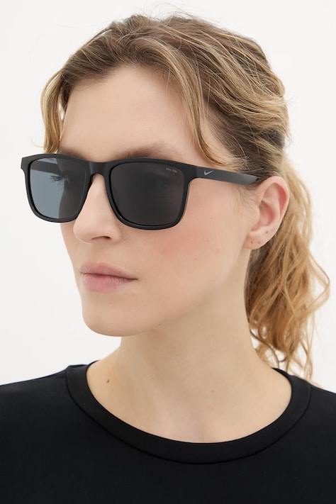 Nike štvorcové slnečné okuliare dámske VITAL čierne IB3535X