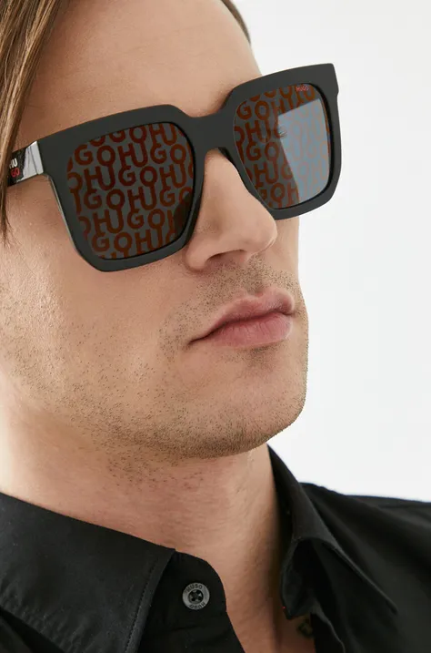 Солнцезащитные очки HUGO мужские цвет чёрный