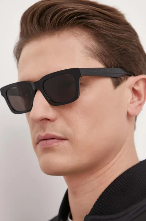 Sunčane naočale Alexander McQueen za muškarce, boja: crna