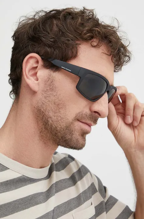 Сонцезахисні окуляри Armani Exchange чоловічі колір чорний 0AX4142SU