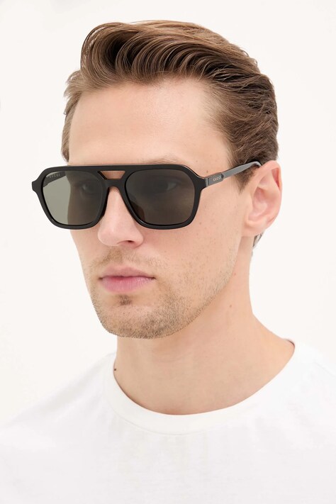 Gucci okulary przeciwsłoneczne męskie kolor czarny GG1823SA