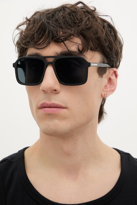 BOSS okulary przeciwsłoneczne męskie kolor czarny BOSS 1894/S