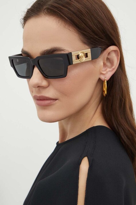 Сонцезахисні окуляри Versace колір чорний