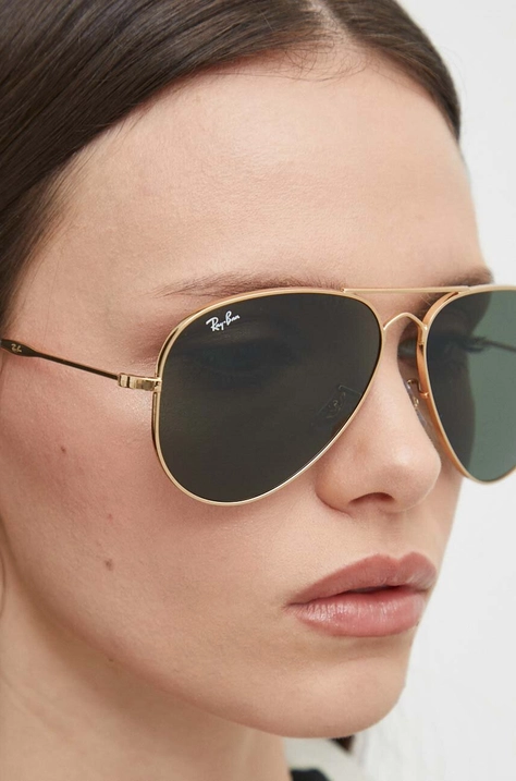 Γυαλιά ηλίου Ray-Ban χρώμα: χρυσαφί