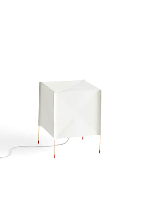 HAY lampa de masă cu led Paper Cube 21,5 x 21,5 x 30,5 cm culoarea alb